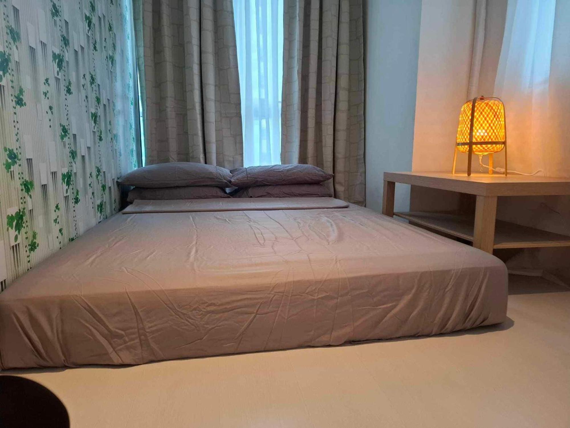 Manila Urban Resort At Azure Eksteriør billede